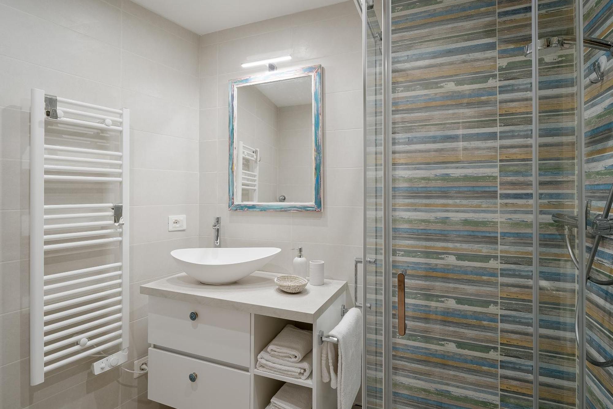 Azurea Home Central & Roomy Flat サンレモ エクステリア 写真